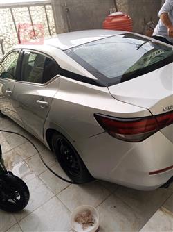 نيسان سنترا